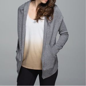 Cozy Lululemon cabin yogi wrap